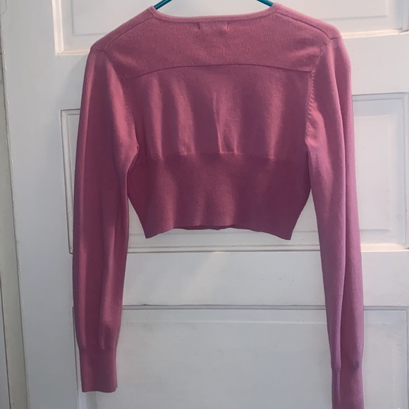 The limited button up crop sweater - Picture 3 of 4